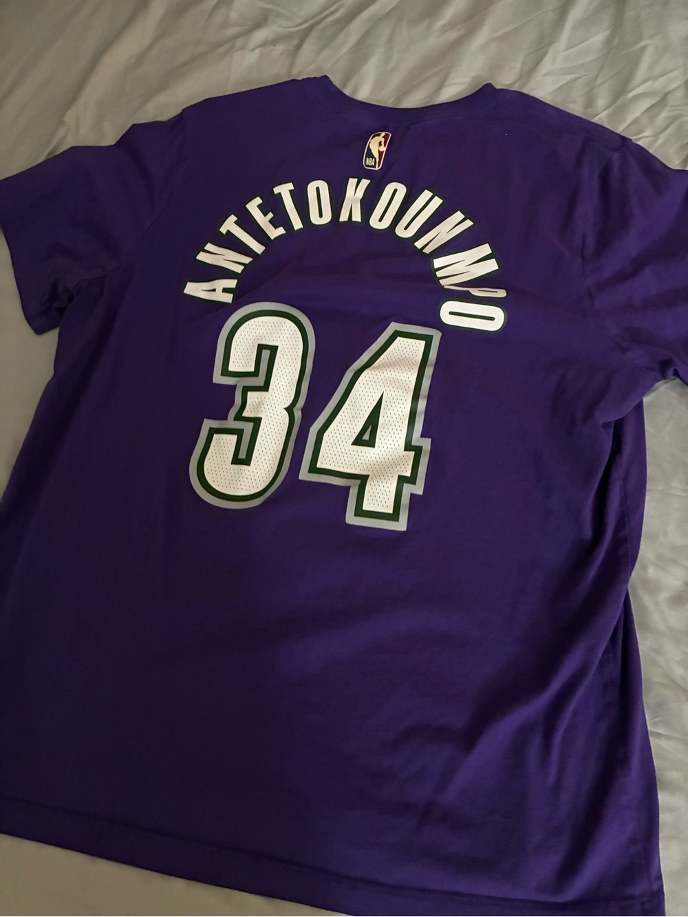 Nike Giannis Antetokounmpo Milwaukee Bucks Purple T-Shirt Jersey #34 Size XL